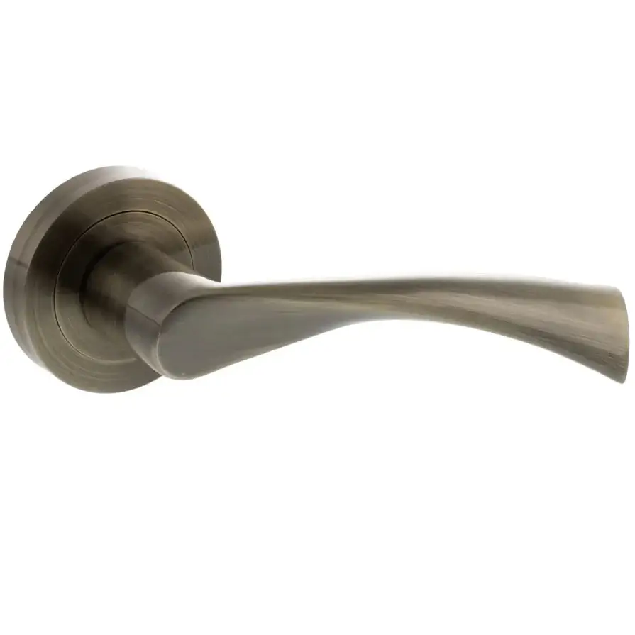 Colorado Lever On Round Rose - Image 18