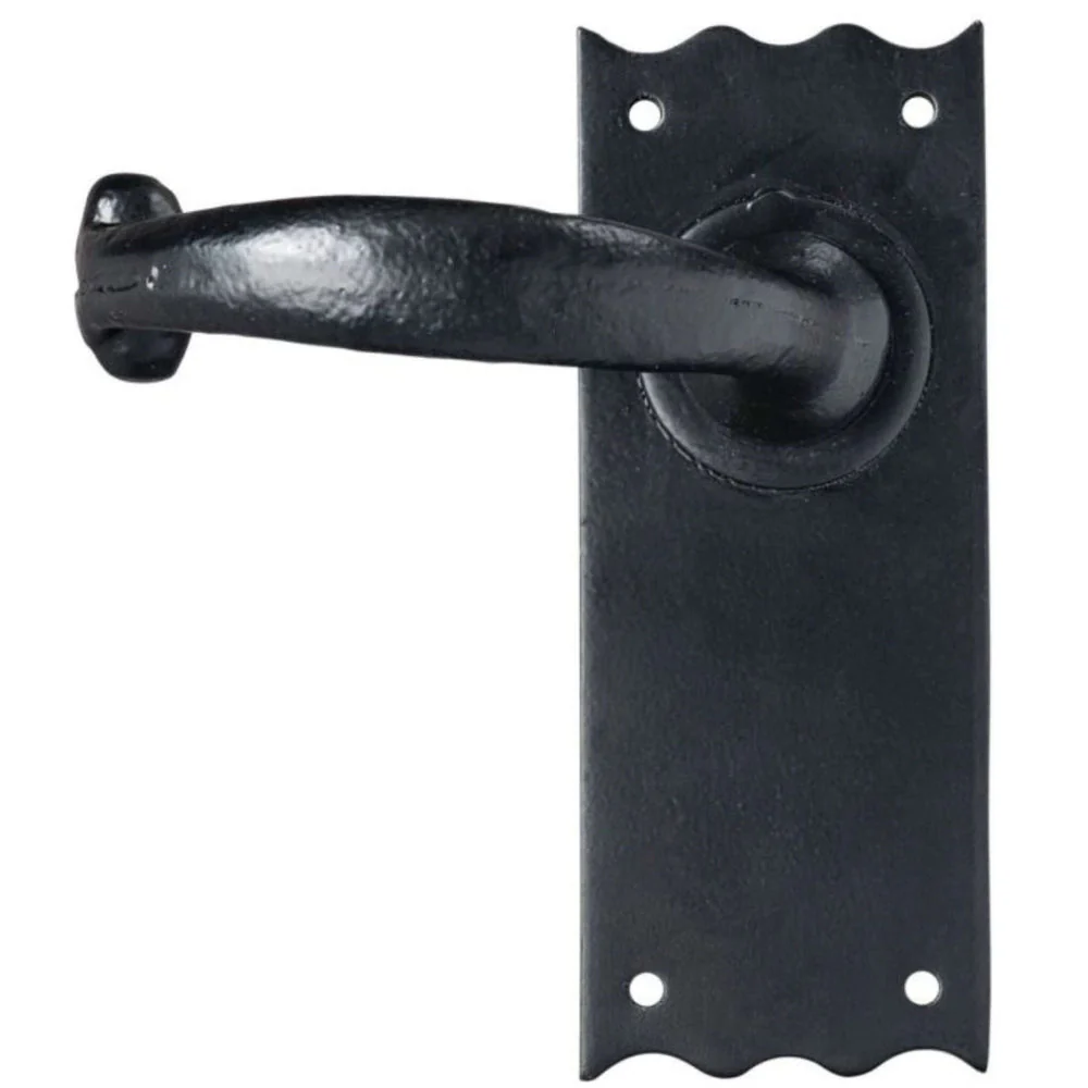External Framlingham Powder Coated Lever Handle - Keyhole - Image 2