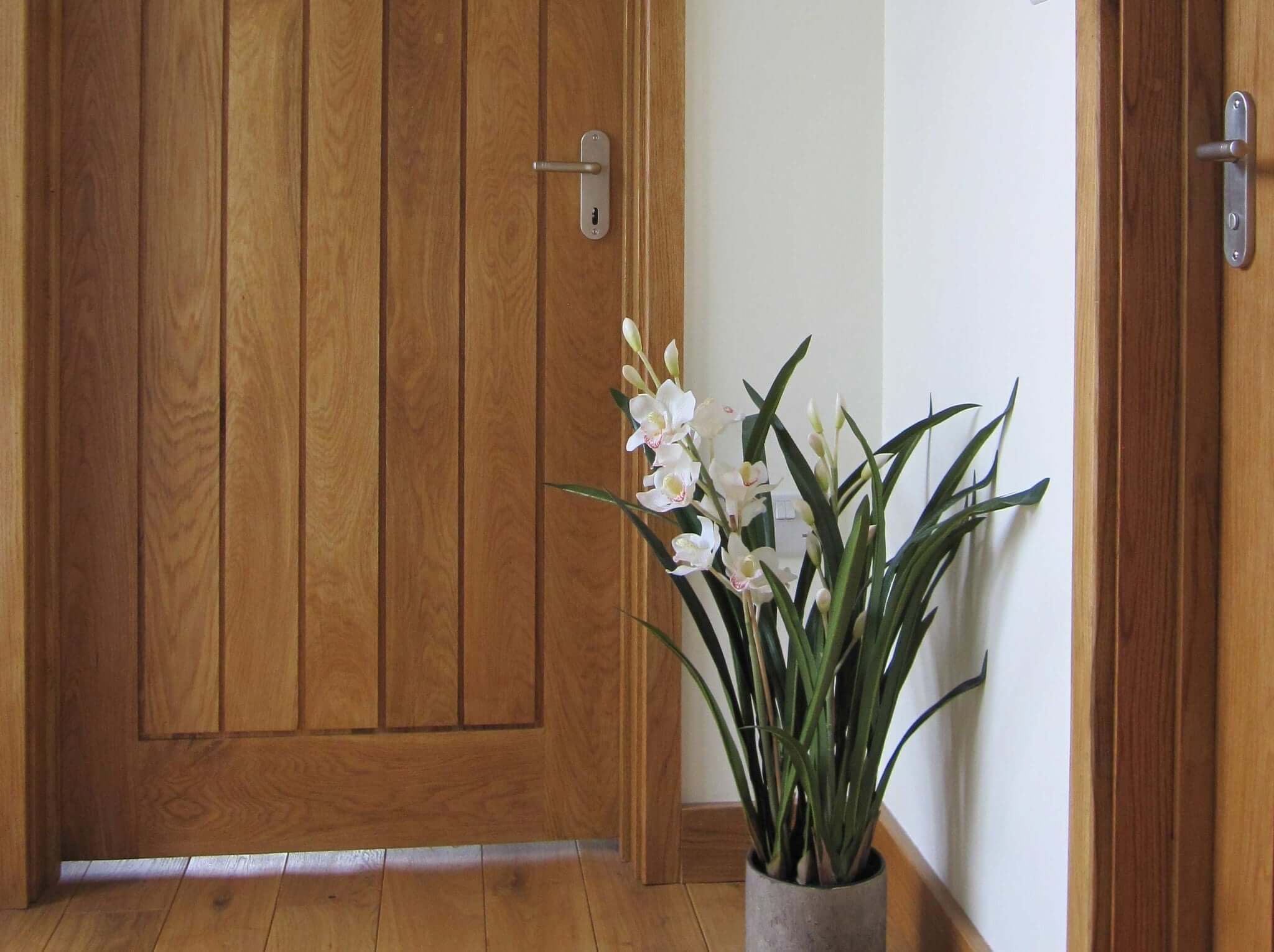 Mexicano Contemporary Solid Oak Door - Image 7