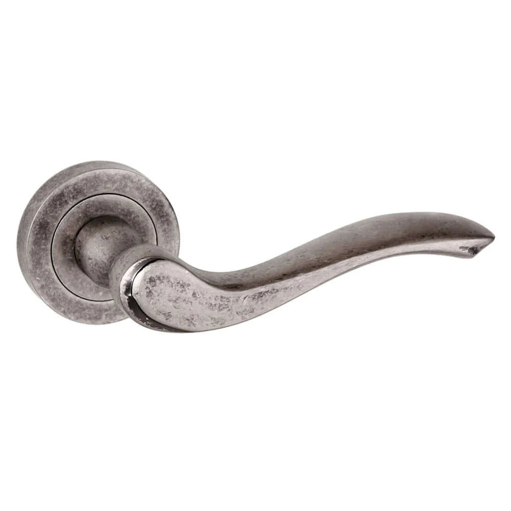 Warwick Lever On Round Rose - Image 3